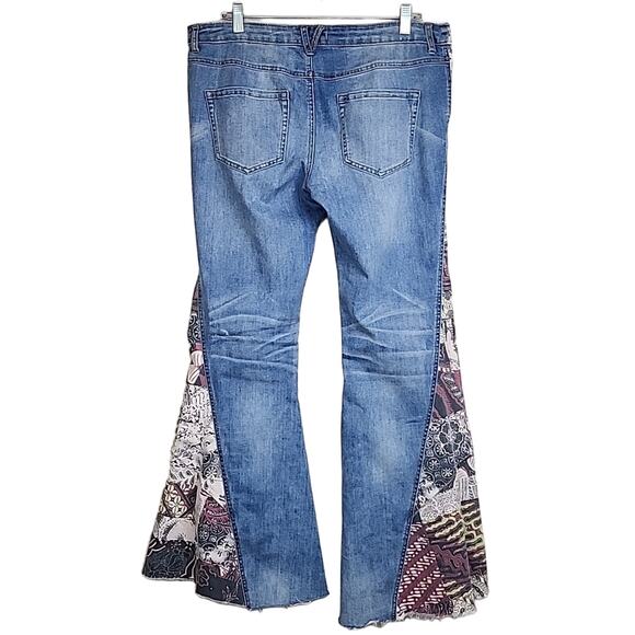 Free People Boho Retro Size 31 Denim Flares - Picture 3 of 6